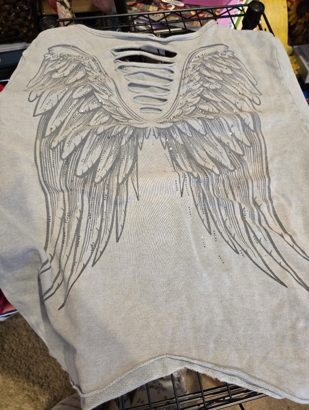 Angel Wing Distressed Back- Light Gray